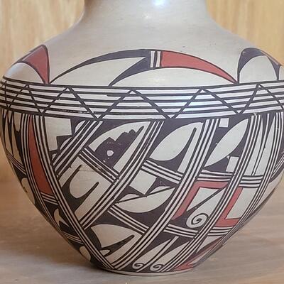 Lot 178: Hopi Pottery by Venora Silas