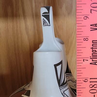 Lot 179: Hopi Wedding Vase by Donna Robertson