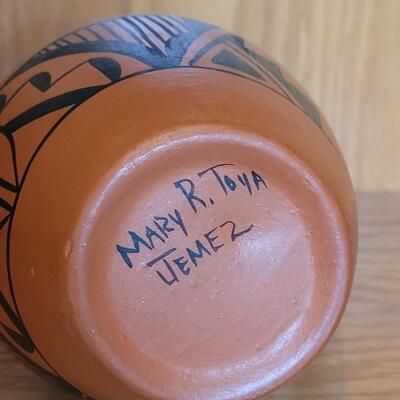 Lot 180: Jemez Pueblo Pottery by Mary R. Toya