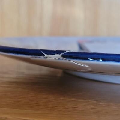 Lot 192: Delft Plate (has chips/cracks)