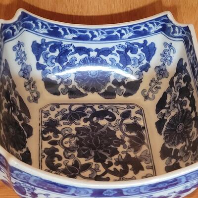 Lot 193: Blue & White Bowl
