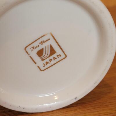 Lot 196: Japanese Jar with Lid