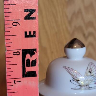 Lot 196: Japanese Jar with Lid