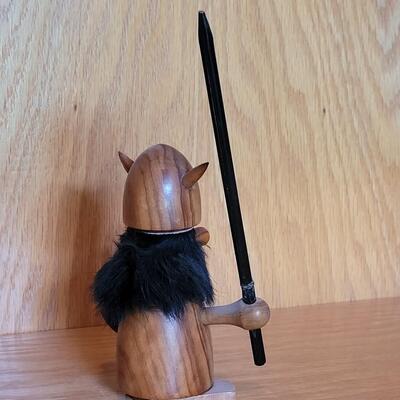 Lot 206: Oliv Art Figurine 