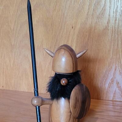 Lot 206: Oliv Art Figurine 