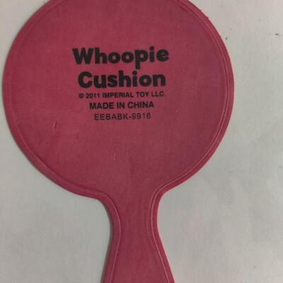 7 small whoopie cushion
