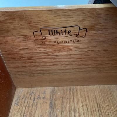 #88 WHITE Fine Furniture Curvaceous Wood Nightstand 