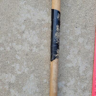 Lot 232: Shovel with Green Head