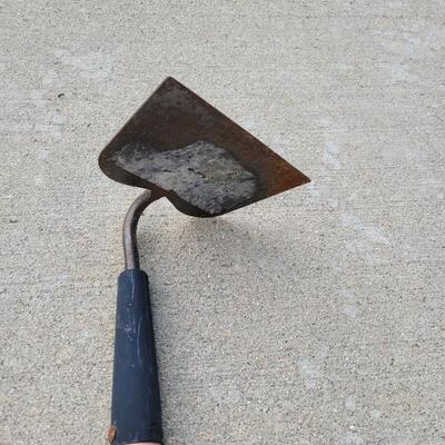Lot 234: Garden Tool