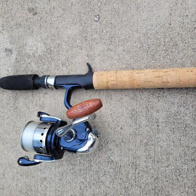 Lot 250: Claw 6ft. Fishing Pole
