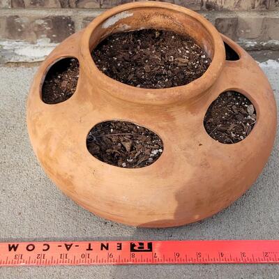 Lot 254: Herb Pot