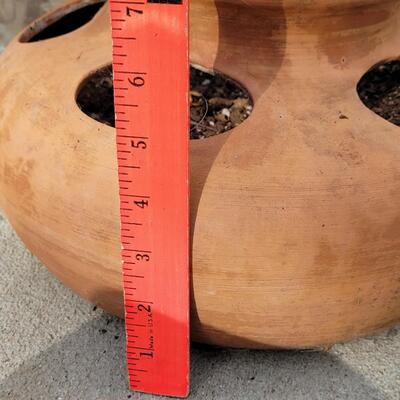 Lot 254: Herb Pot