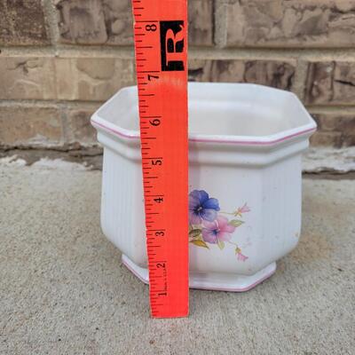 Lot 257: (2) Flower Pots (one white with Floral, one square Blue )