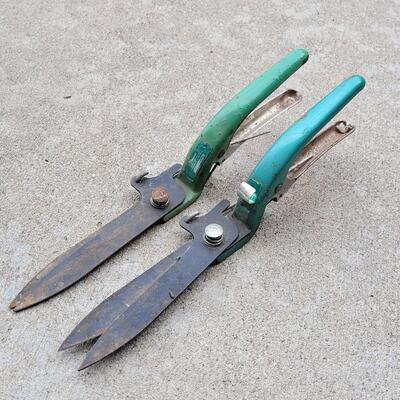 Lot 271: (2) Douglas Garden Shears