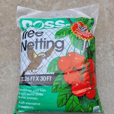 Lot 272: Unopened bag of Tree Netting 