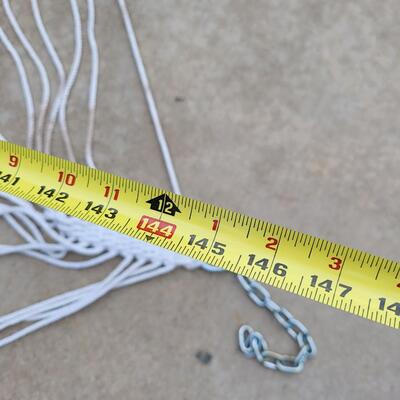Lot 278: Hammock (has discolorations on both sides)