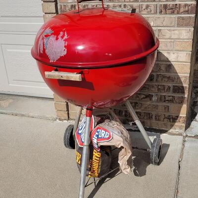 Lot 295: Weber Grill with some Kingsford Charcoal 