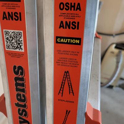 Lot 297: Little Giant Ladder 