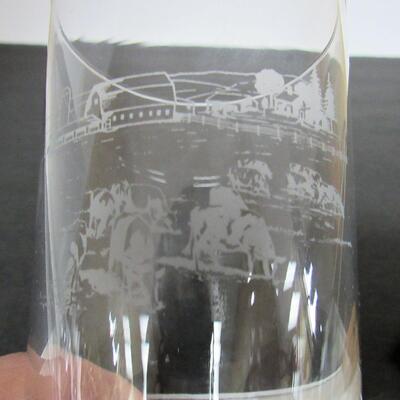Vintage Land O Lakes Advertising Tumbler Etched Farm Pattern
