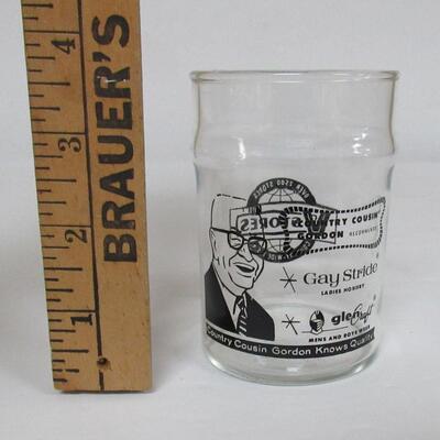 Neat Vintage Advertising Tumbler V Stores USA Country Stores. Read description for more info. 