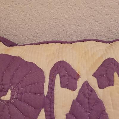 Lot 314: Purple and White Quilted Hawaiian Pillow