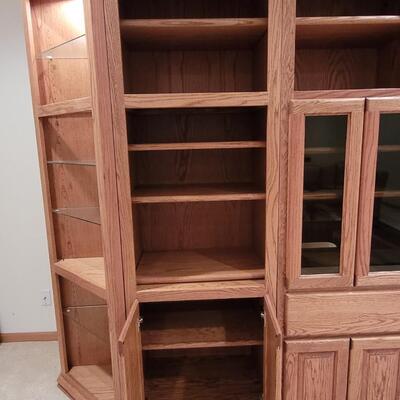Lot 359: Woodley's 18'6" Large Oak Wall Unit