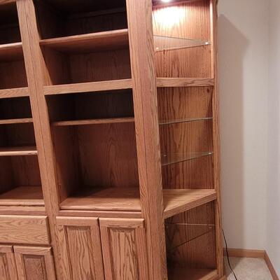 Lot 359: Woodley's 18'6" Large Oak Wall Unit