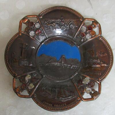 Nice Vintage Copper Decorative Small Tray, Mackinac Bridge Island Area