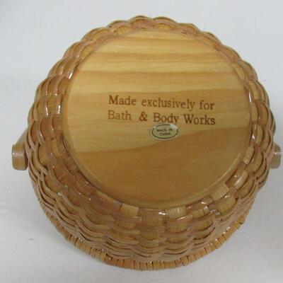 Bath and Body Sturdy Little Basket