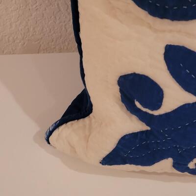 Lot 371: Hawaiian Blue & White Quilted Pillow