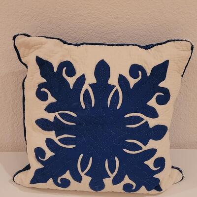 Lot 371: Hawaiian Blue & White Quilted Pillow