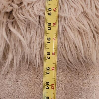 Lot 373: Flokati Rug from Greece