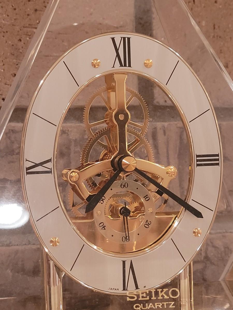 Lot 376 Seiko Pyramid Clock