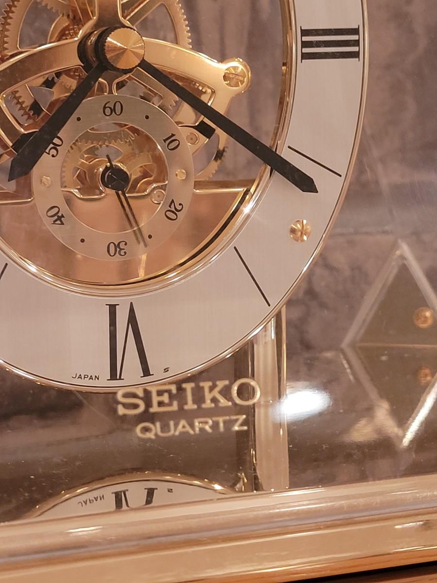 Lot 376 Seiko Pyramid Clock