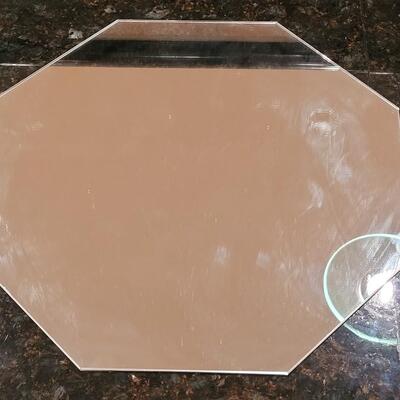 Lot 381: Glass Octagon Case with Extra Mirror