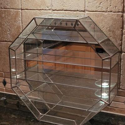 Lot 381: Glass Octagon Case with Extra Mirror