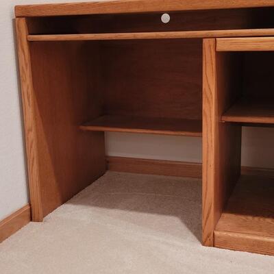 Lot 384: Oak Desk