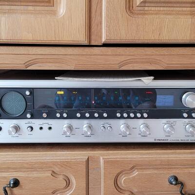 Lot 394: Pioneer 4 Channel Stereo Receiver QX-949 with Manual and Original Box