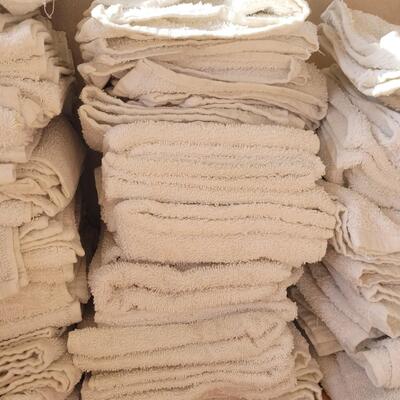 Lot 410: Garage or cleaning Towels