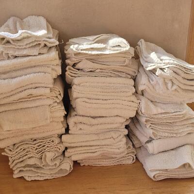 Lot 410: Garage or cleaning Towels