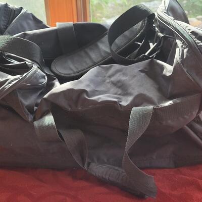 Lot 417: Nike Duffle Bag 