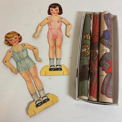 Vintage paper Dolls