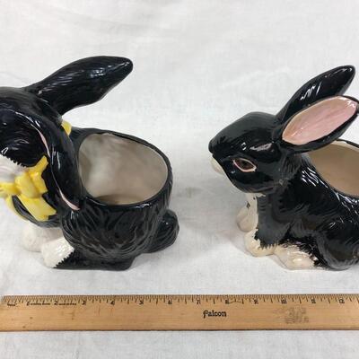 Pair of Black and White Bunny Rabbit Planter Pots Bloomrite