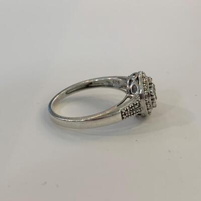 Allure Gems Sterling Silver and Diamond Chip Ring Size 6