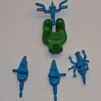 Vintage TMNT Playmate Toys 1990 Turtle Copter Vehicle Parts Blue Bug Gun 