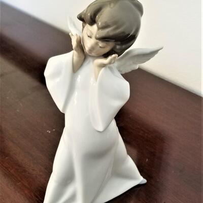 Lot #67  LLADRO Figurine - Angel
