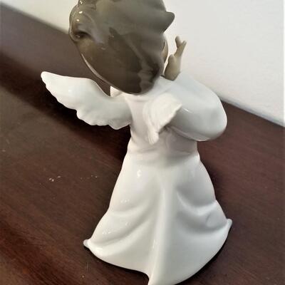 Lot #67  LLADRO Figurine - Angel