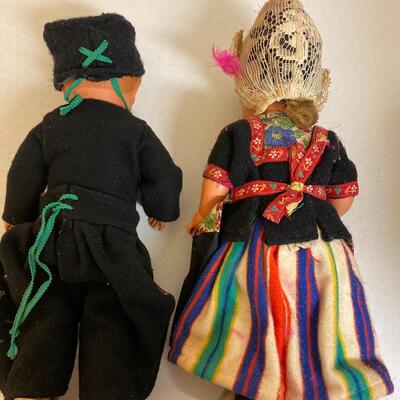 Pair of vintage Dutch Dolls