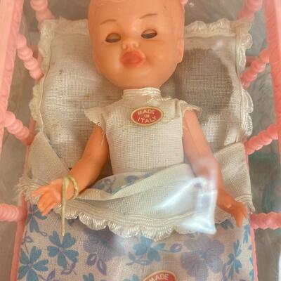 Lot of 5 Italian vintage plastic baby dolls.