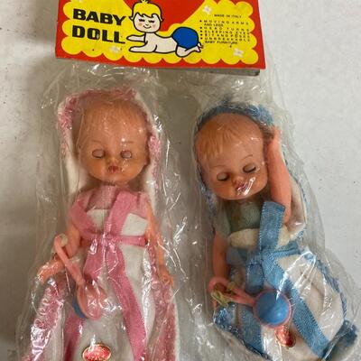 Lot of 2 vintage Galba baby dolls. 